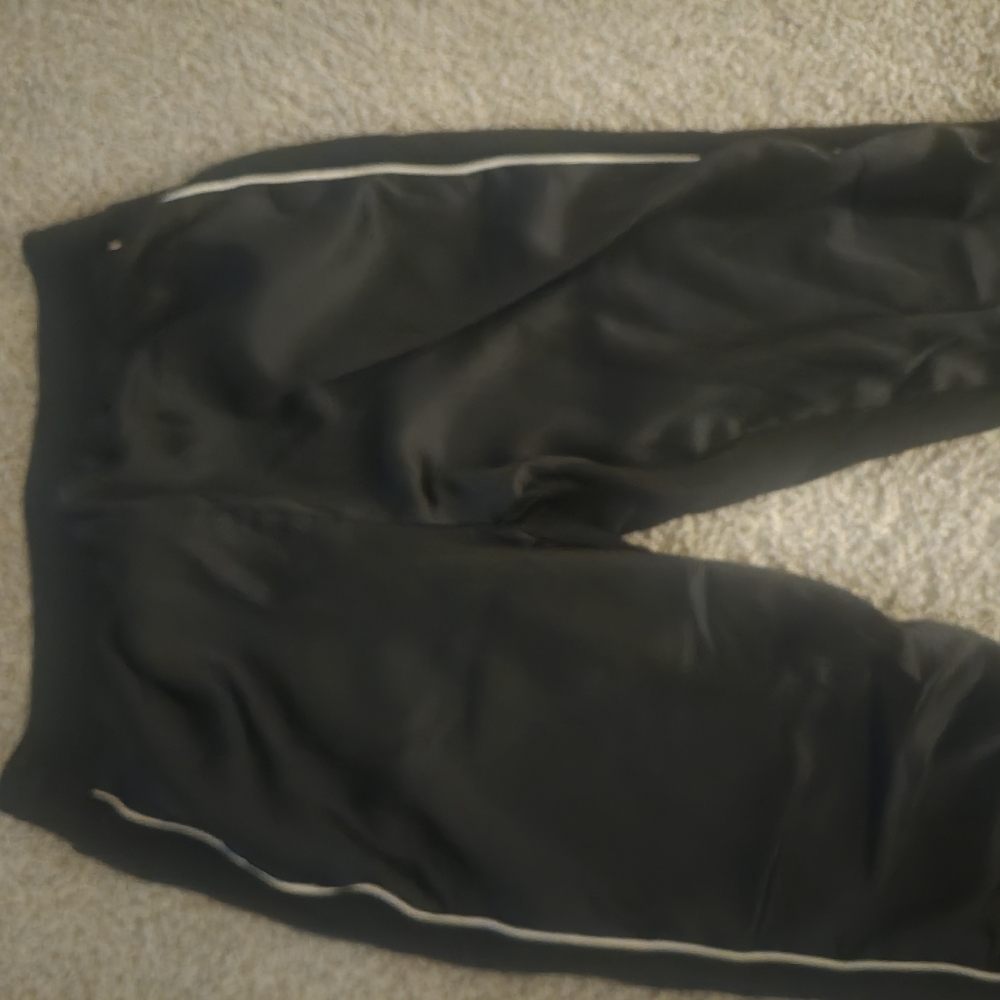 Sweatpants - Picture 3 of 4